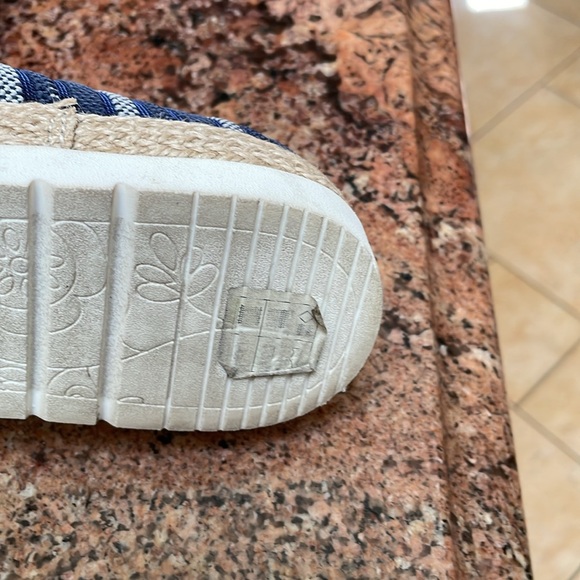 Bobs Memory Foam Stripe Skechers Flexapadrille Size 8 Gently Worn Like New - Picture 7 of 10